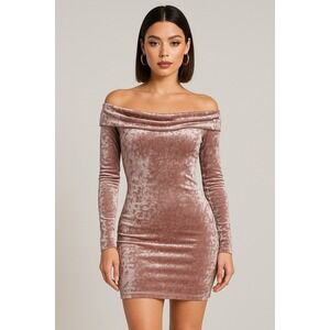 Material Girl Off-Shoulder Long Sleeve Velvet Mini Dress Size M